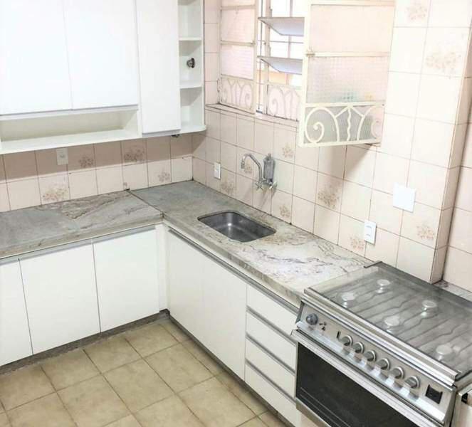 Casa, Lourdes, 5 Quartos, 2 Vagas, 1 Suíte