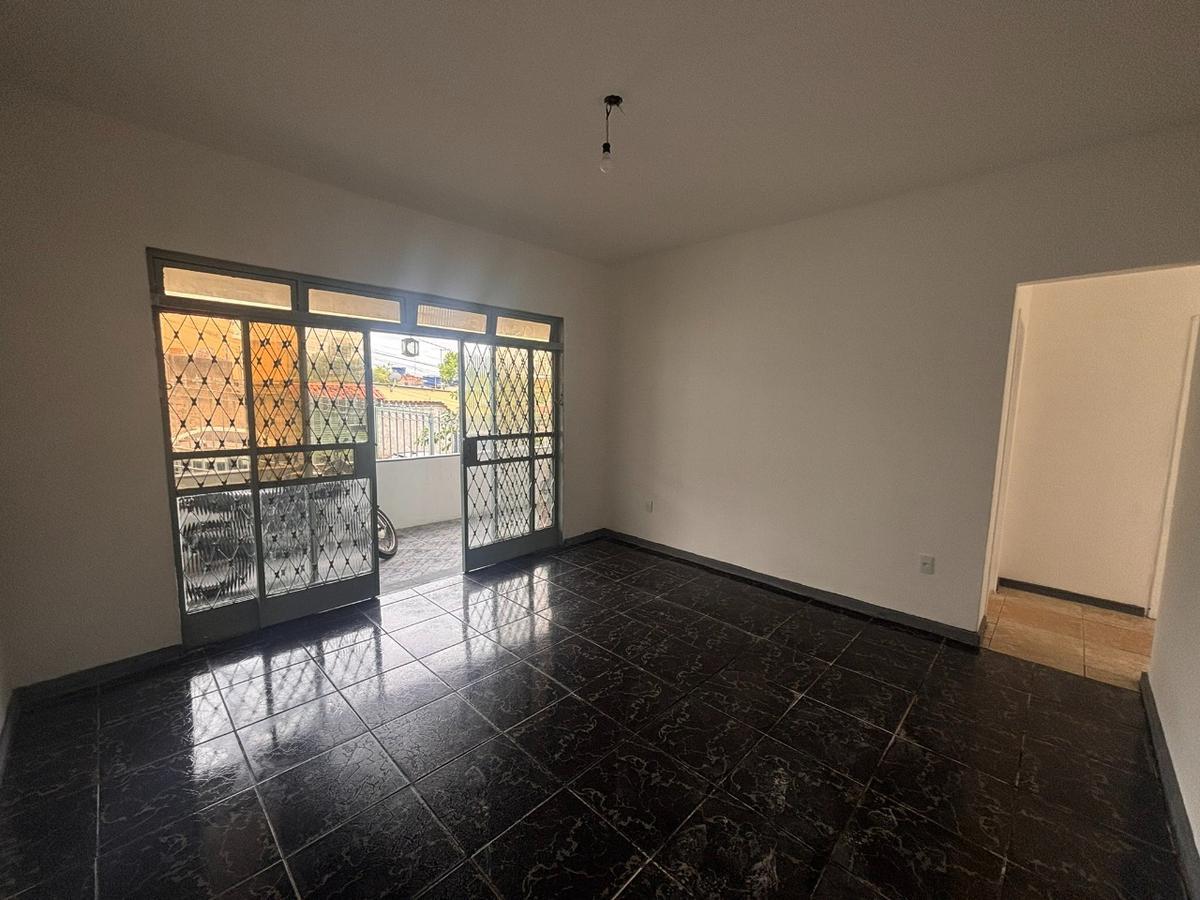 Casa, Planalto, 2 Quartos, 1 Vaga, 2 Suítes