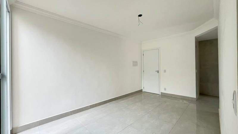 Apartamento, Casa Branca, 3 Quartos, 2 Vagas, 1 Suíte