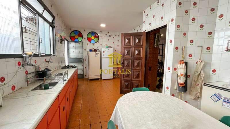 Casa, Serra, 7 Quartos, 8 Vagas, 2 Suítes