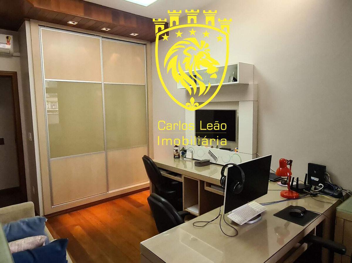 Casa, Cidade Nova, 4 Quartos, 5 Vagas, 1 Suíte