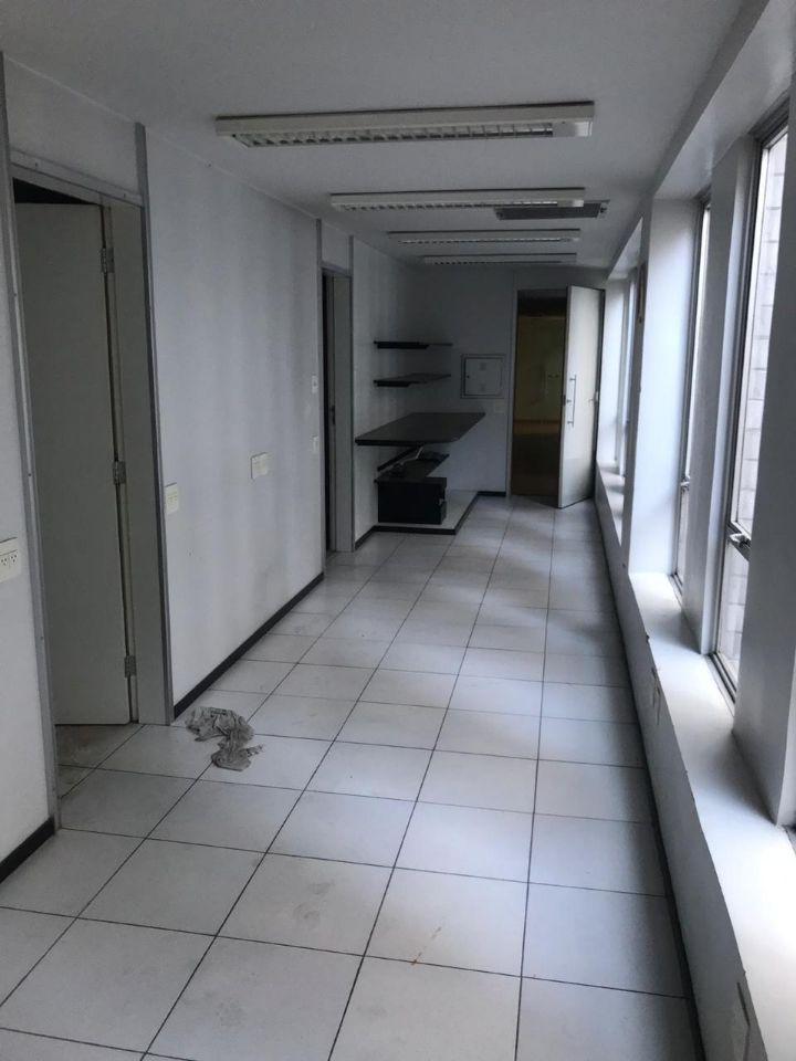 Andar, Centro, 0 Quarto, 0 Vaga