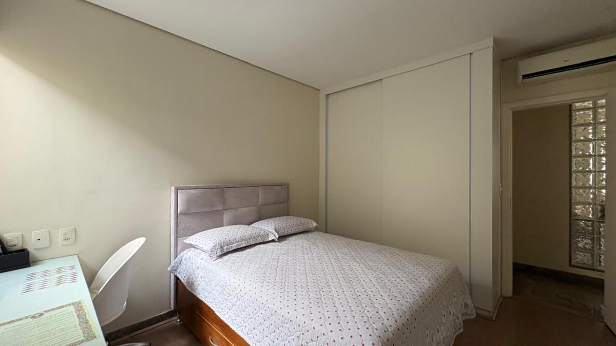 Casa, Calafate, 4 Quartos, 6 Vagas, 3 Suítes