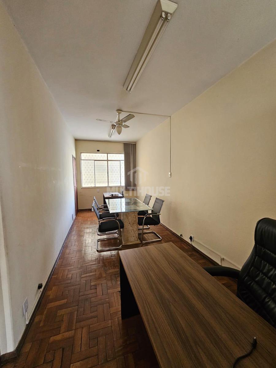 Sala, Barro Preto, 0 Quarto, 0 Vaga