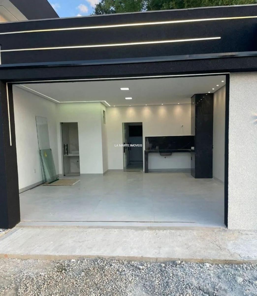 Casa, Tropical, 3 Quartos, 3 Vagas, 1 Suíte