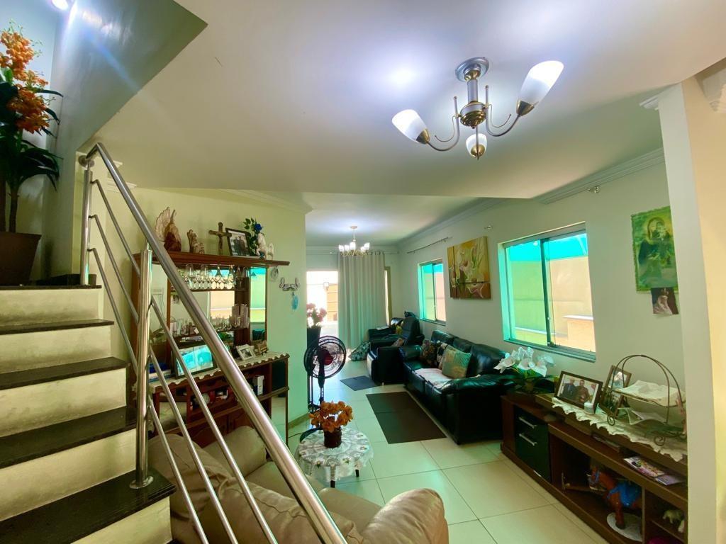 Casa, Arvoredo, 3 Quartos, 4 Vagas, 1 Suíte