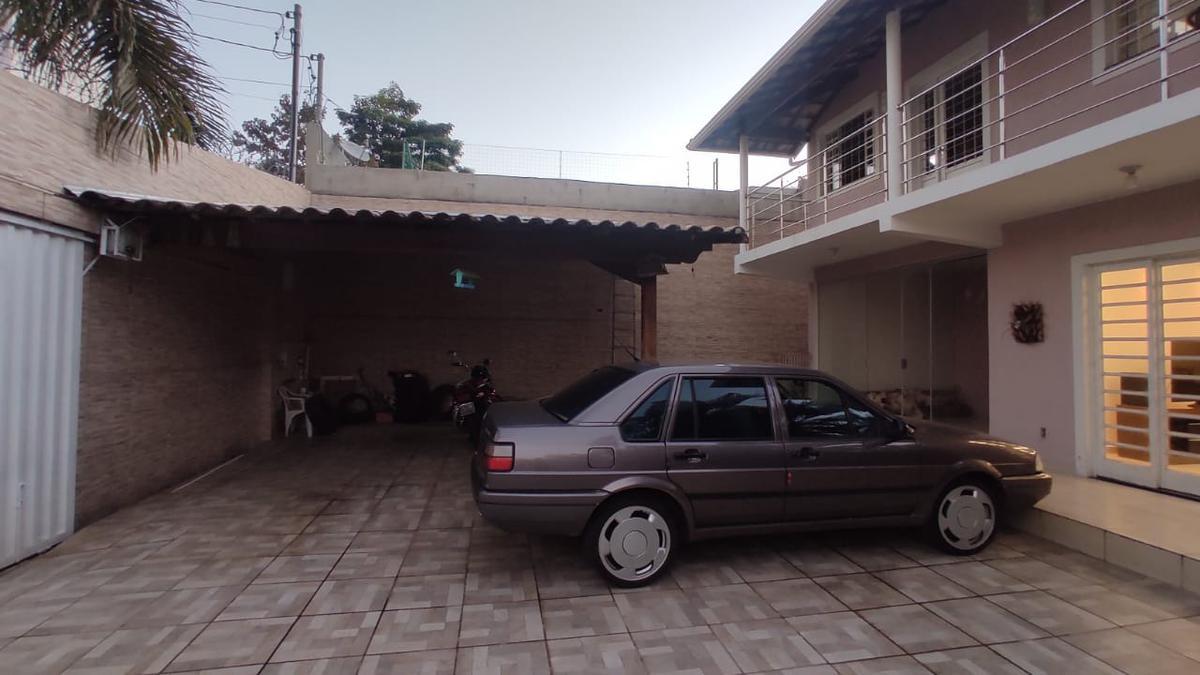 Casa, Cabral, 4 Quartos, 10 Vagas, 1 Suíte