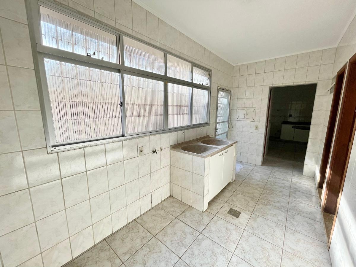 Casa, Santa Amélia, 5 Quartos, 6 Vagas, 2 Suítes