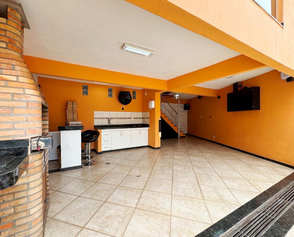 Casa, Santa Amélia, 3 Quartos, 10 Vagas, 1 Suíte