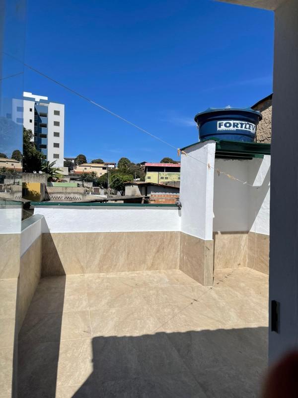 Casa, Nova Esperança, 2 Quartos, 0 Vaga