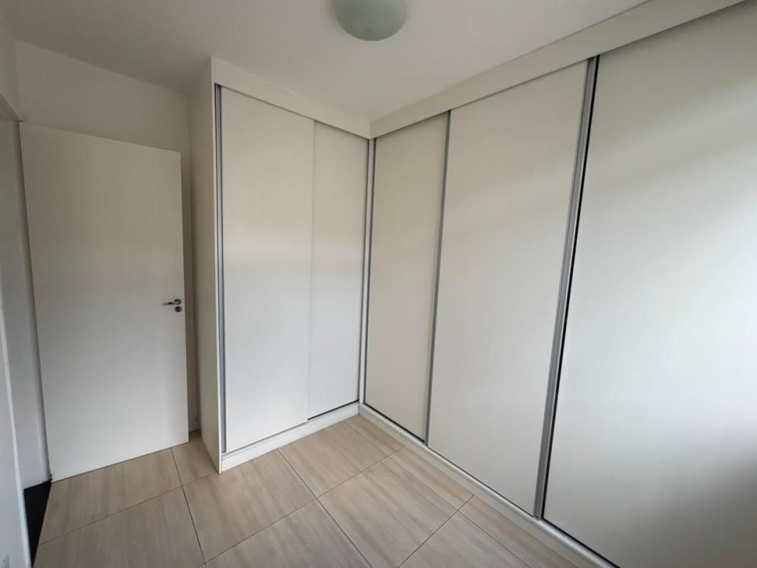Apartamento, Vila das Flores, 2 Quartos, 1 Vaga