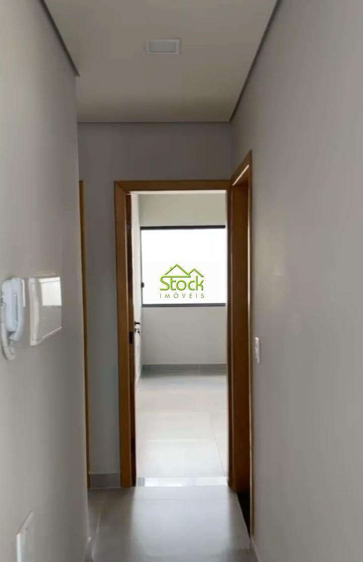 Casa, Jardim Imperial, 3 Quartos, 2 Vagas, 1 Suíte