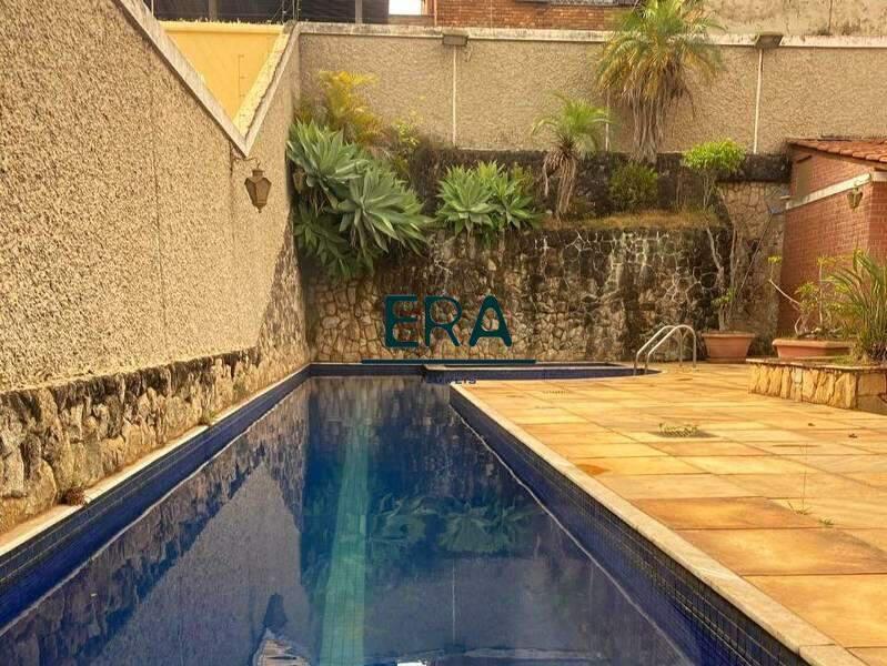 Casa, Santa Lúcia, 5 Quartos, 4 Vagas, 3 Suítes