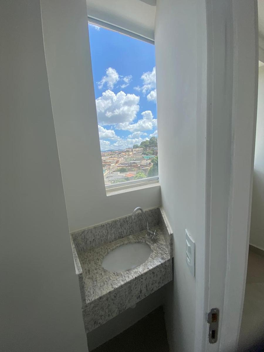 Sala, Vila Verde, 0 Quarto, 0 Vaga