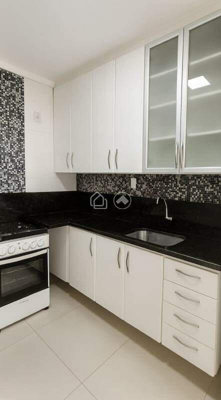 Apartamento, Estoril, 3 Quartos, 2 Vagas, 1 Suíte