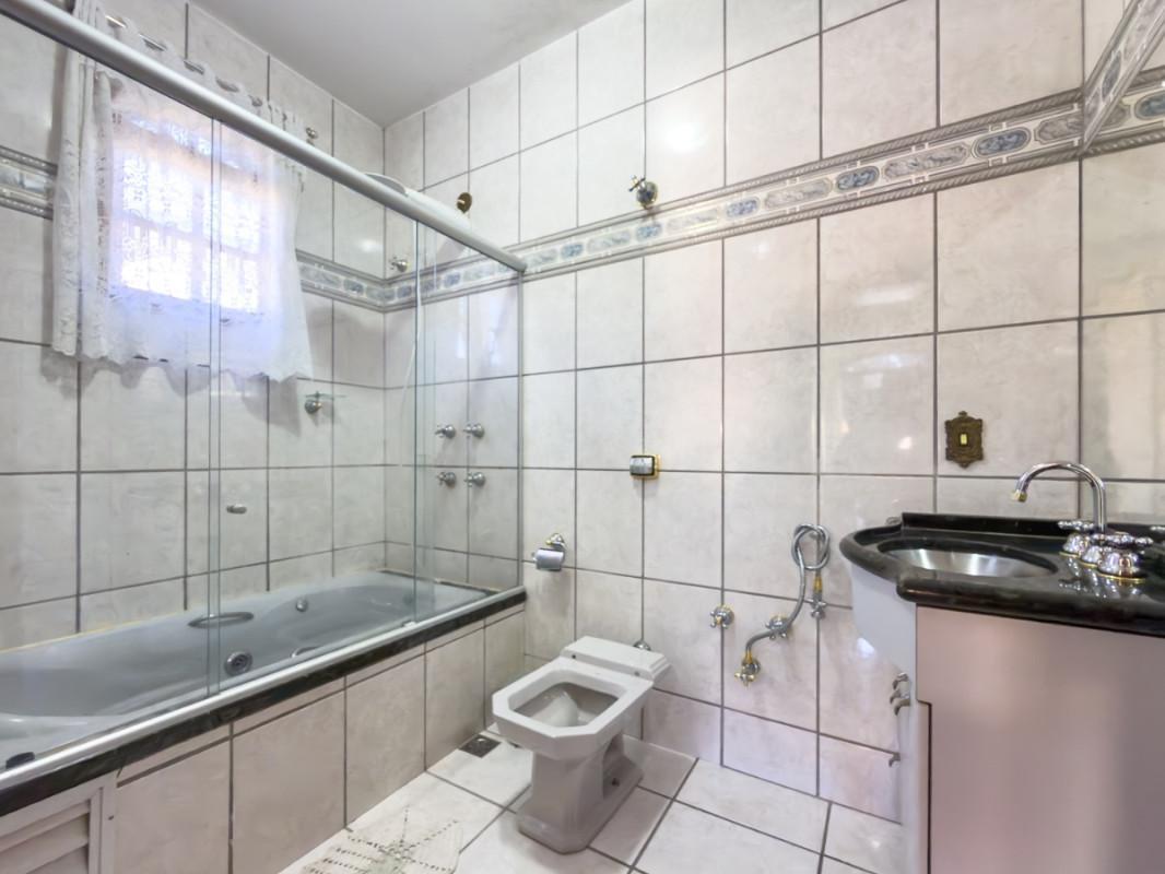 Casa, Santa Maria, 3 Quartos, 1 Vaga, 2 Suítes