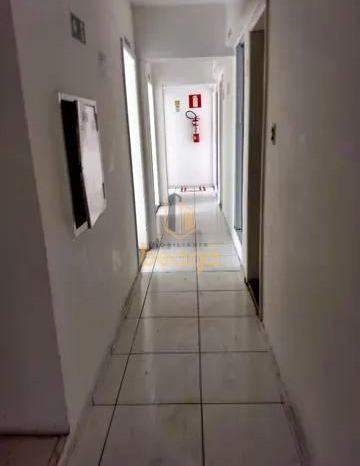 Prédio, Bonfim, 26 Quartos, 0 Vaga