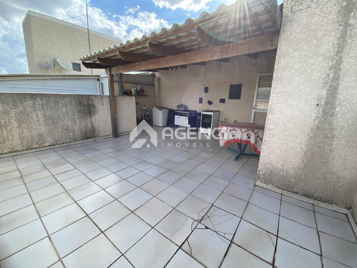 Cobertura, Camargos, 2 Quartos, 0 Vaga, 0 Suíte