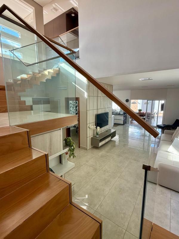 Casa, Pinheiros, 3 Quartos, 3 Vagas, 3 Suítes