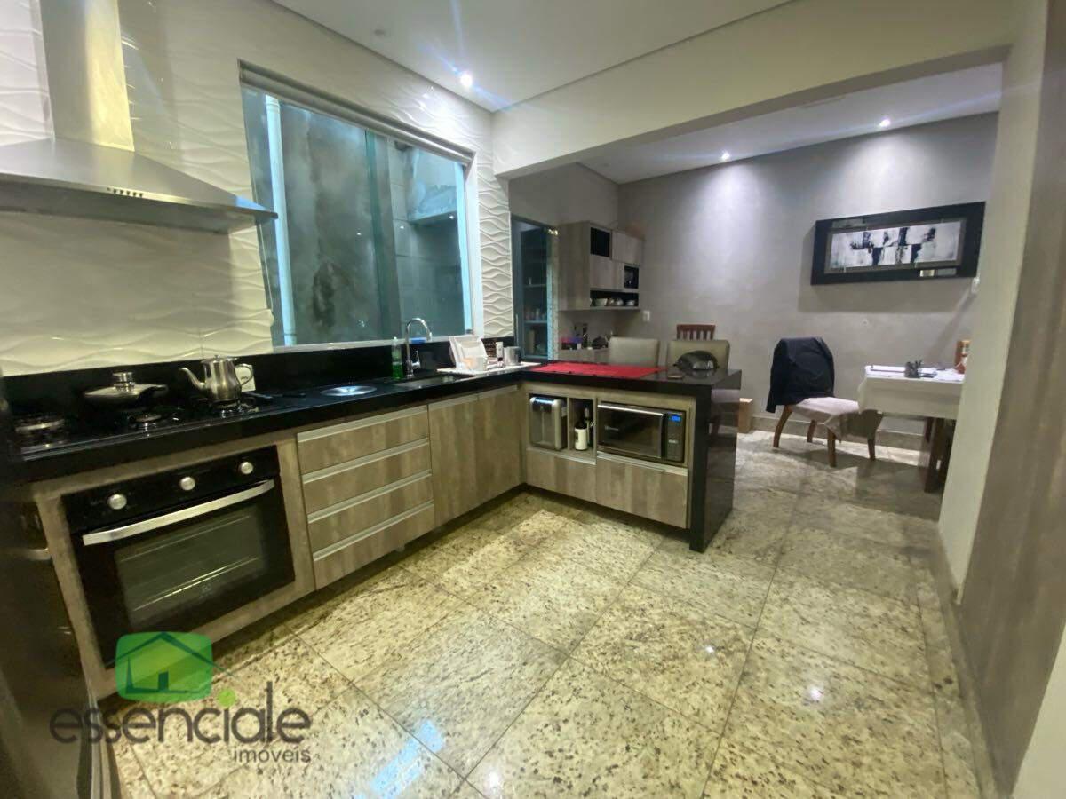 Casa, Fonte Grande, 3 Quartos, 6 Vagas, 2 Suítes