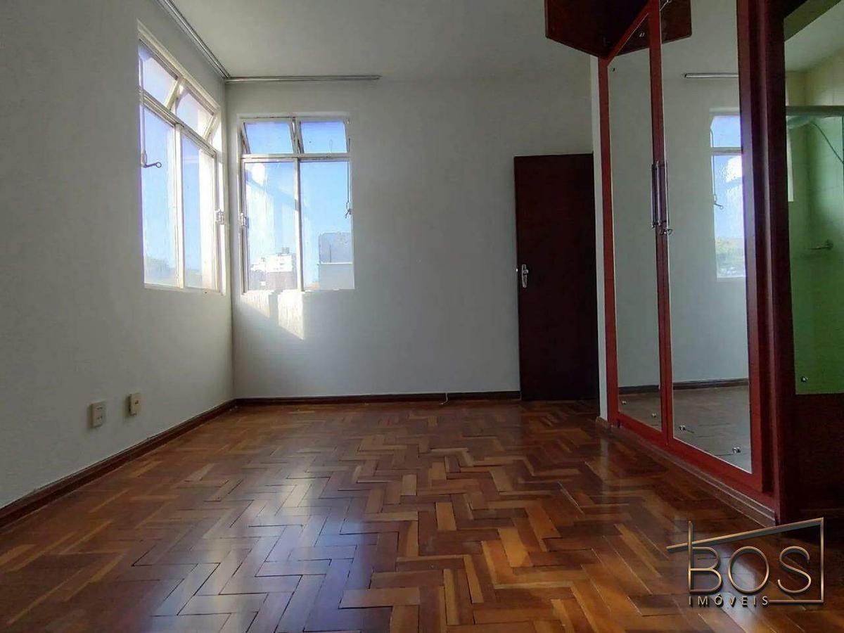 Cobertura, Luxemburgo, 4 Quartos, 2 Vagas, 1 Suíte