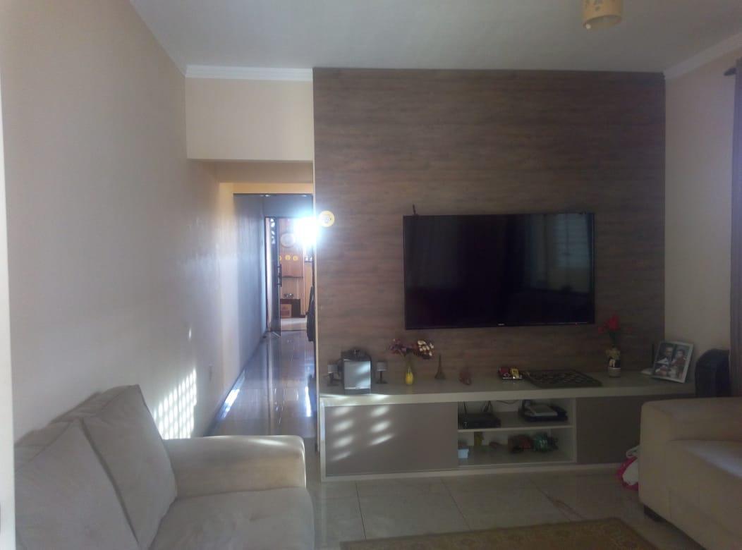 Casa, Cândida Ferreira, 3 Quartos, 6 Vagas, 2 Suítes