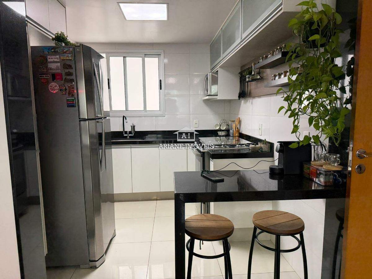 Apartamento, Coração de Jesus, 3 Quartos, 2 Vagas, 1 Suíte