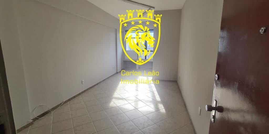 Sala, Estoril, 0 Quarto, 2 Vagas