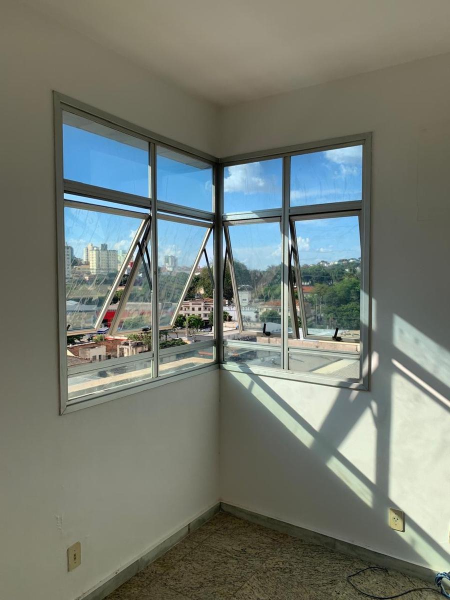 Sala, Barro Preto, 0 Quarto, 0 Vaga