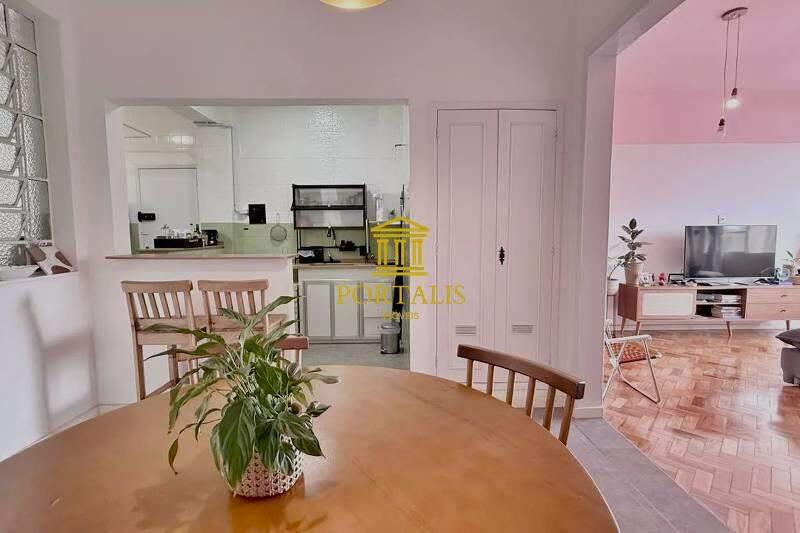 Apartamento, Barro Preto, 3 Quartos, 0 Vaga