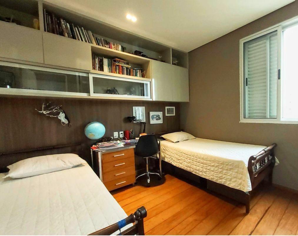 Apartamento, Sion, 4 Quartos, 2 Vagas, 1 Suíte