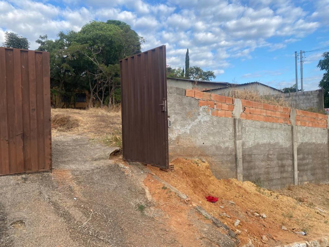 Lote, Aeronautas, 0 Quarto, 0 Vaga