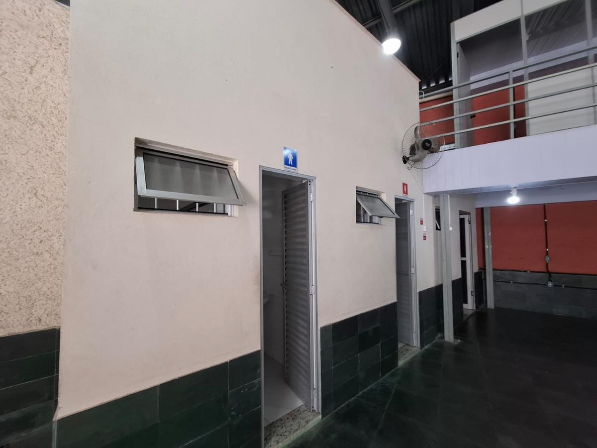 Galpão, Lagoinha, 1 Quarto, 0 Vaga