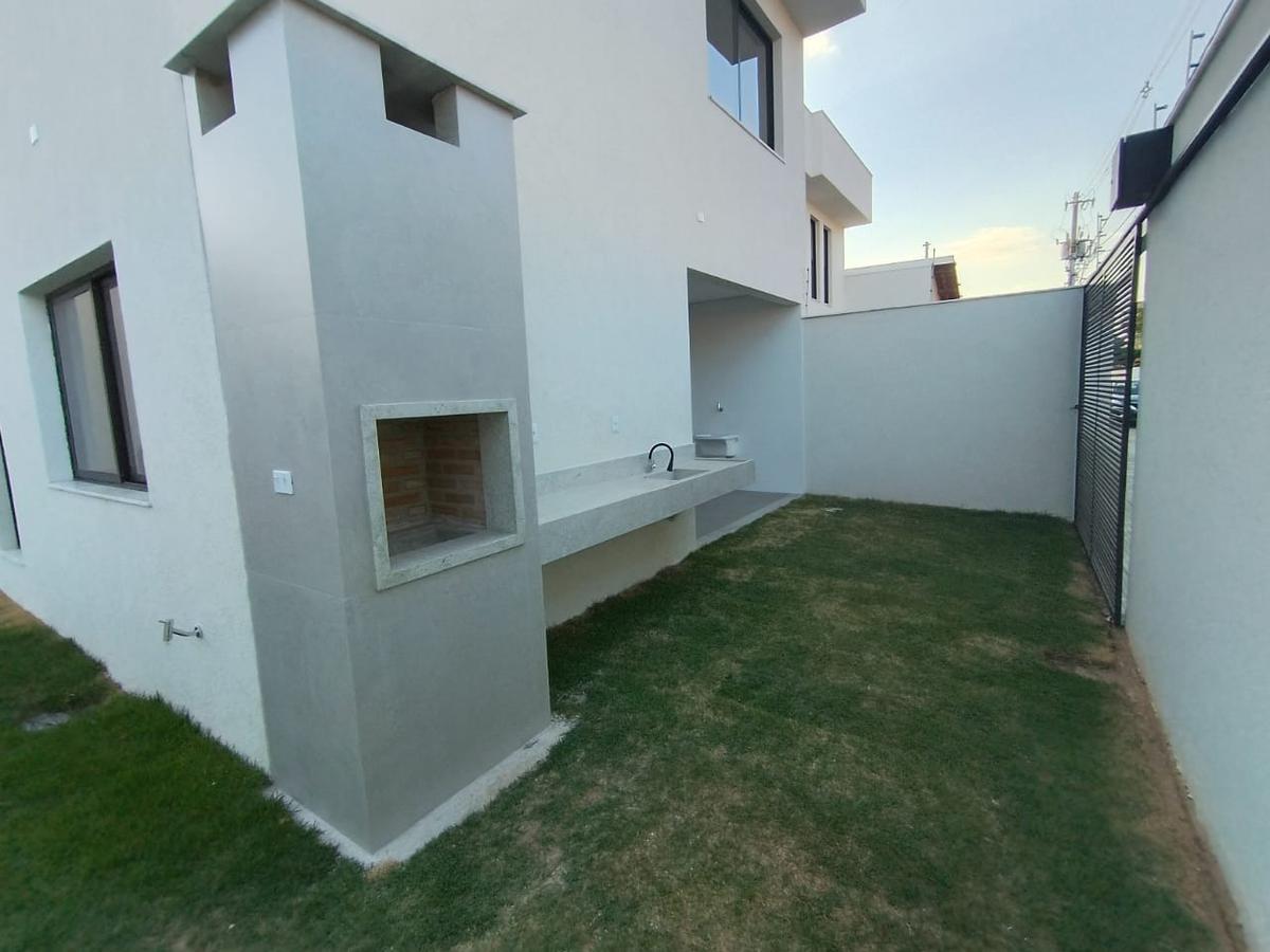 Casa, Planalto, 3 Quartos, 3 Vagas, 1 Suíte