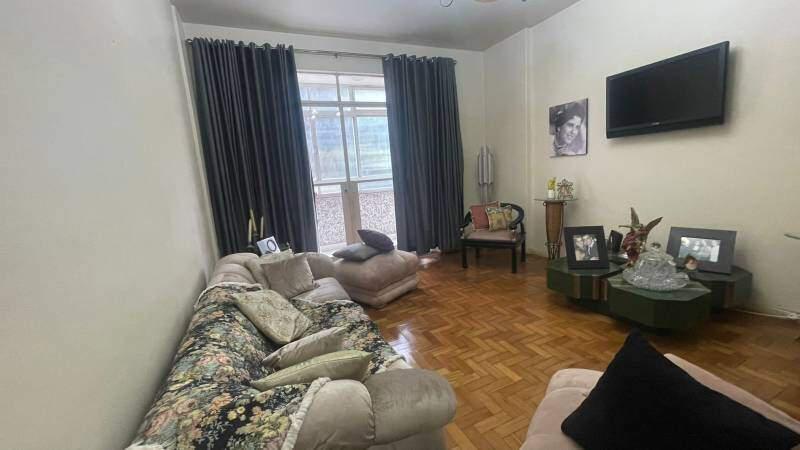 Apartamento, Centro, 4 Quartos, 0 Vaga, 1 Suíte