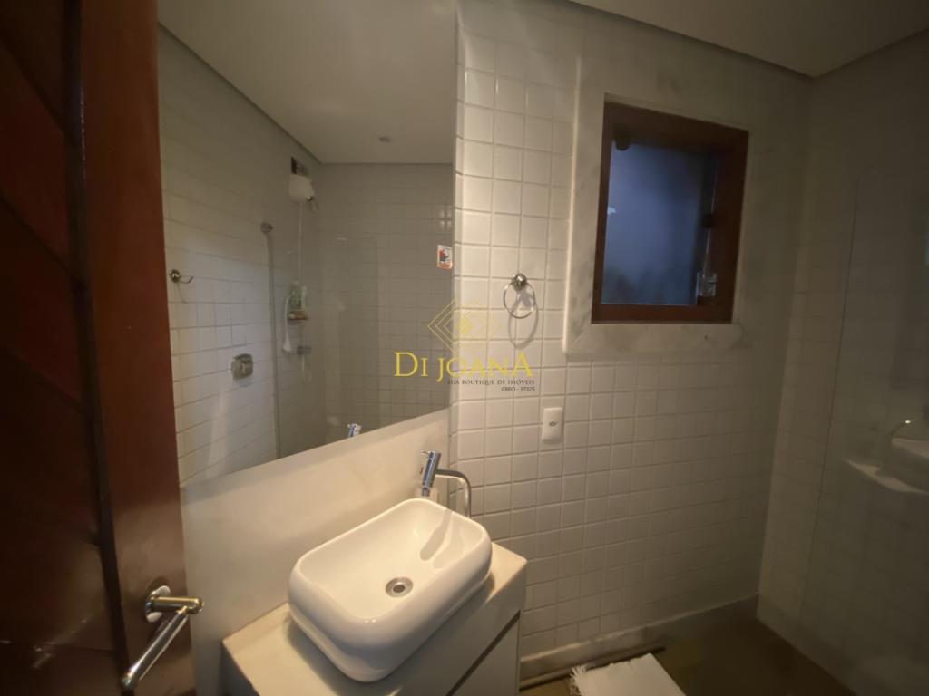 Casa, Ingá Alto, 3 Quartos, 4 Vagas, 3 Suítes