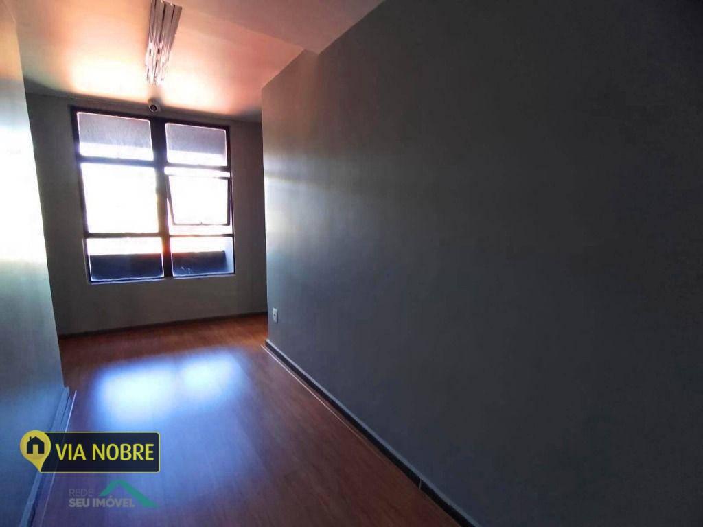 Sala, Estoril, 1 Vaga