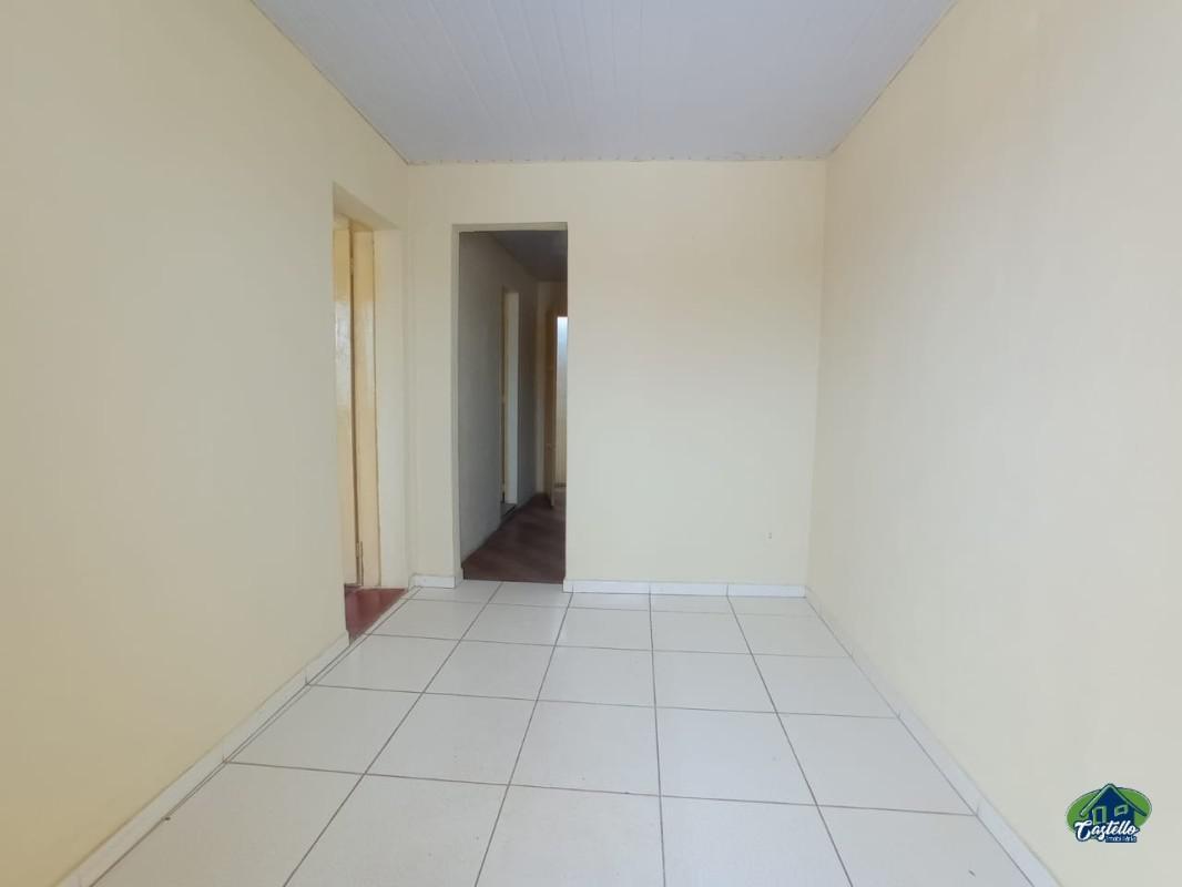 Casa, Nova Esperança, 7 Quartos, 0 Vaga