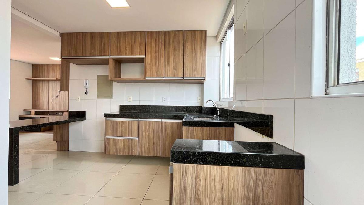 Cobertura, Santo Antônio, 3 Quartos, 2 Vagas, 1 Suíte