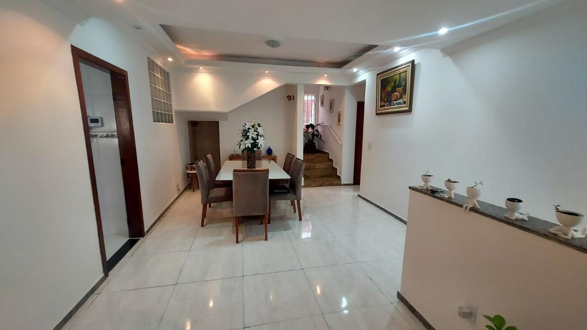 Casa, Dona Clara, 4 Quartos, 6 Vagas, 2 Suítes