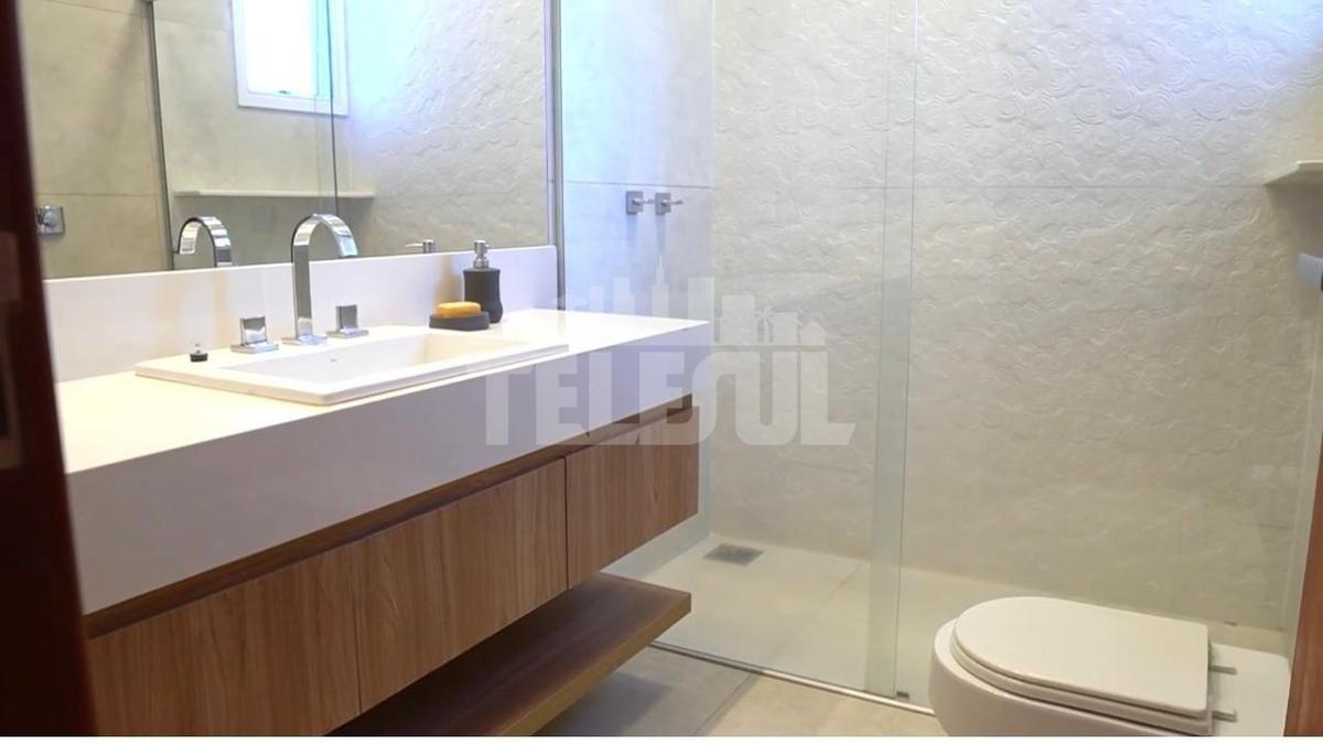 Casa, Rezende, 0 Quarto, 6 Vagas, 4 Suítes