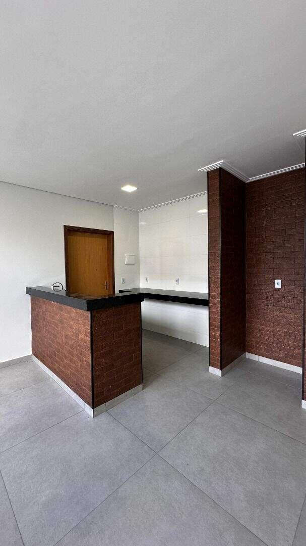 Casa, Novo Centro, 3 Quartos, 2 Vagas, 1 Suíte