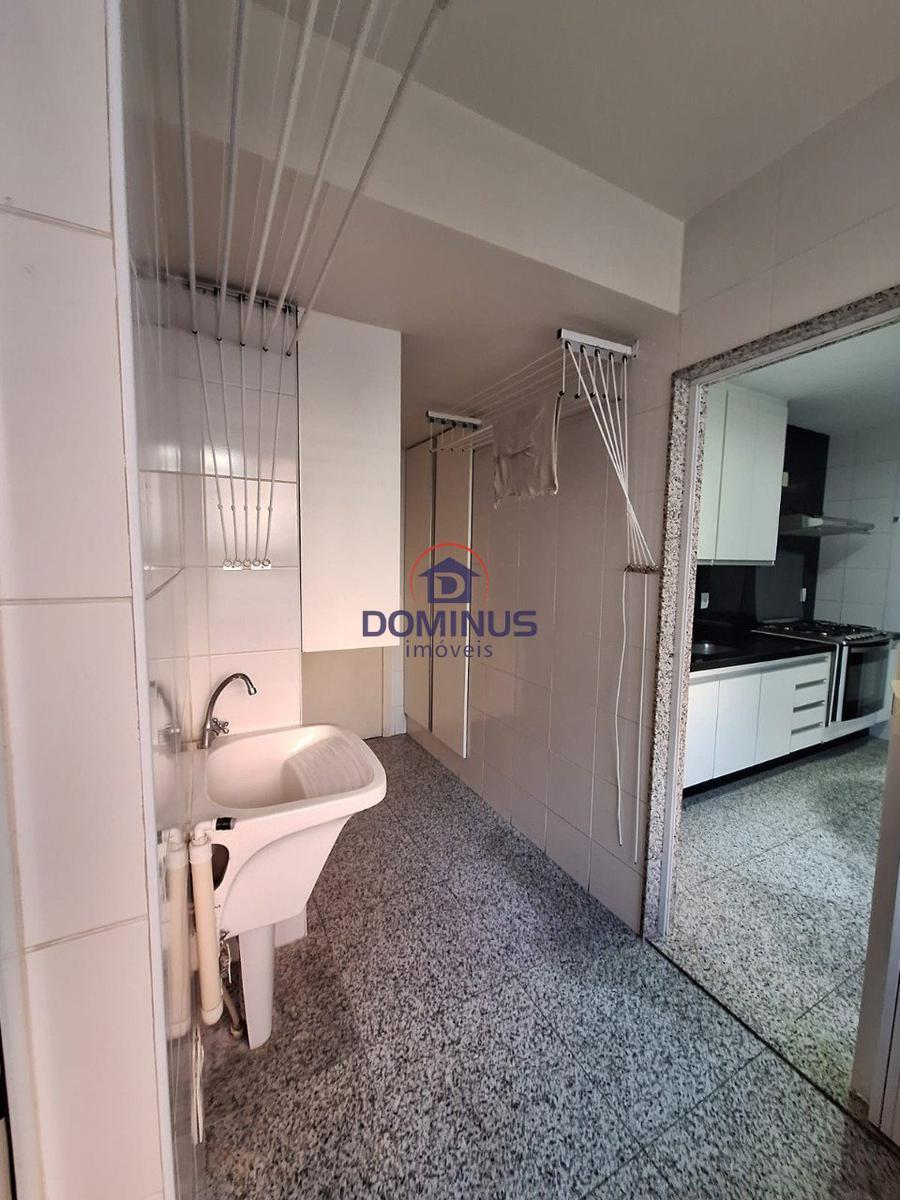 Apartamento, Funcionários, 4 Quartos, 3 Vagas, 1 Suíte