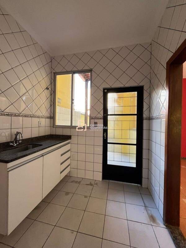 Casa, Serrano, 3 Quartos, 2 Vagas, 1 Suíte