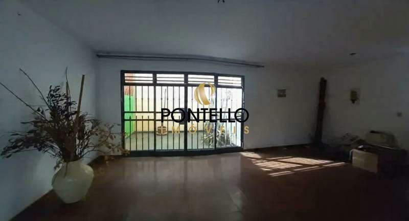 Casa, Cidade Nova, 5 Quartos, 3 Vagas, 1 Suíte