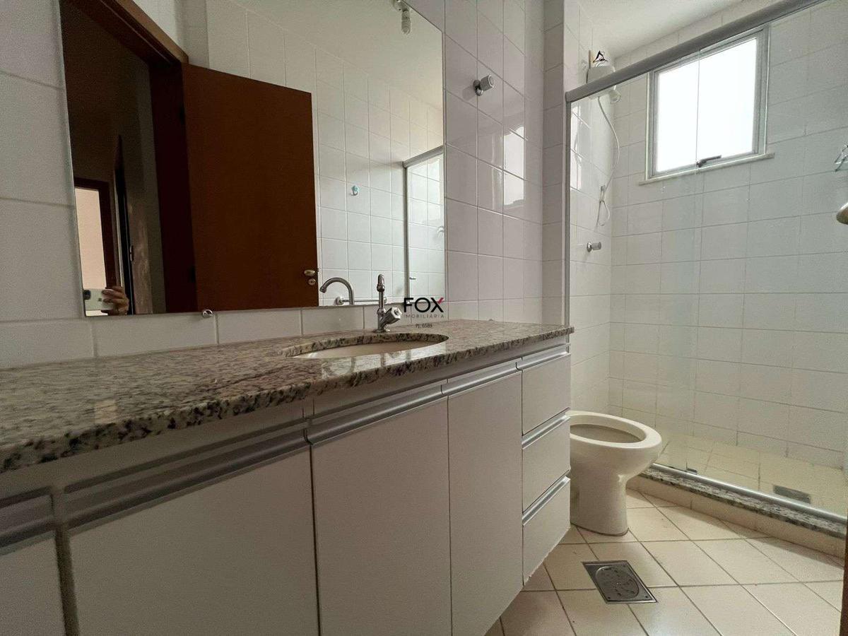 Apartamento, Estoril, 3 Quartos, 1 Vaga, 1 Suíte