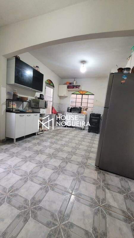 Casa, Araguaia, 3 Quartos, 2 Vagas, 2 Suítes