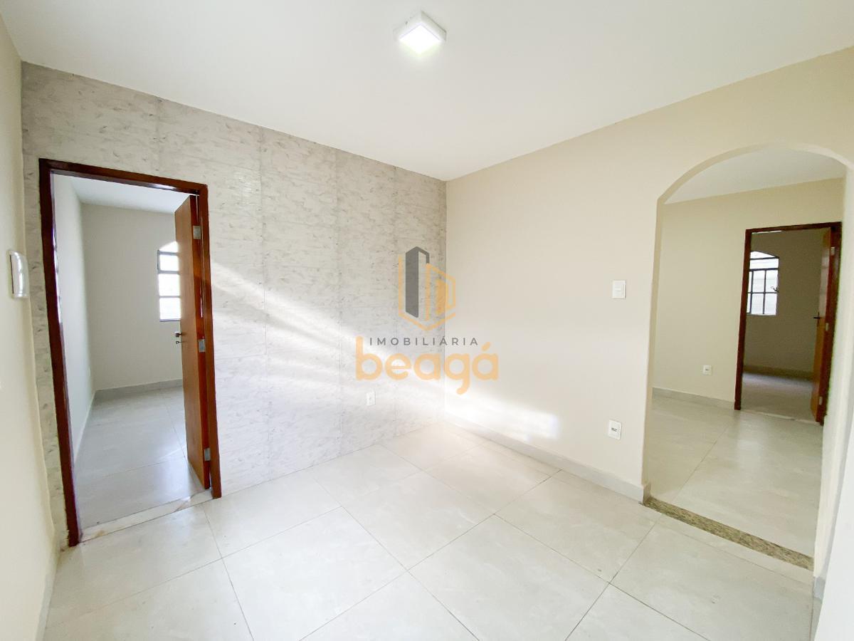 Casa, Santa Terezinha, 3 Quartos, 4 Vagas, 1 Suíte
