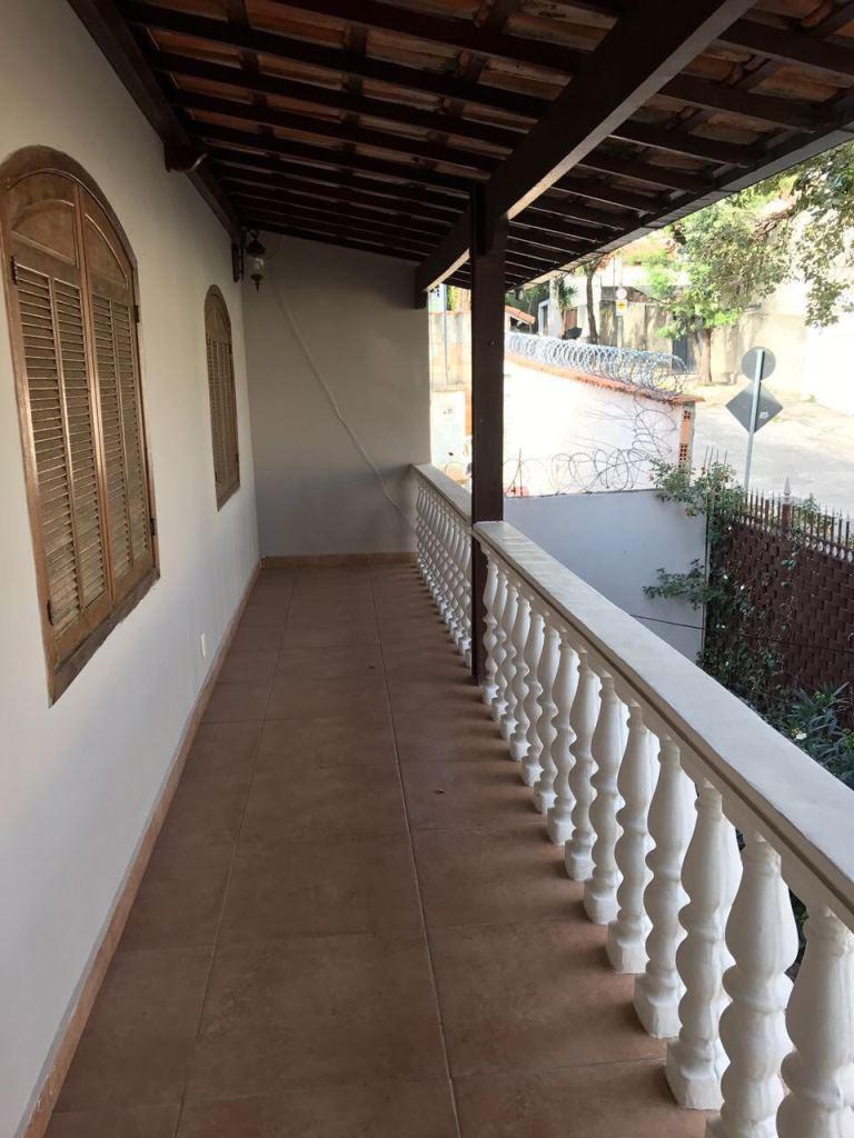 Casa, Santa Mônica, 5 Quartos, 3 Vagas, 2 Suítes
