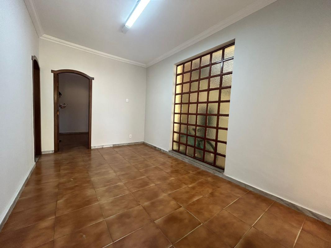 Casa, Padre Eustáquio, 7 Quartos, 4 Vagas, 2 Suítes